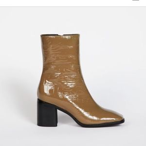 Intentionally Blank Contour Boot